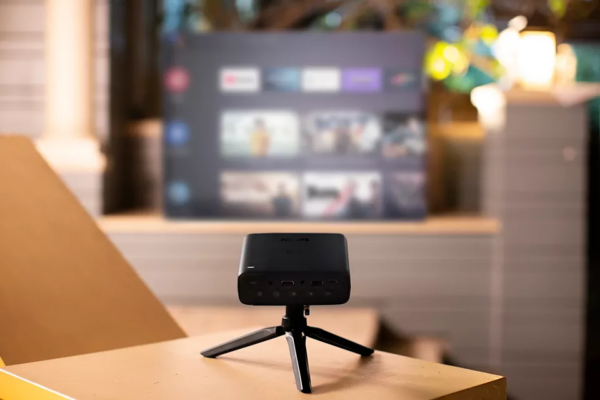 Mini Proyector Philips PicoPix Micro 2TV, USB-C, HDMI, Hasta 80" - Imagen 4